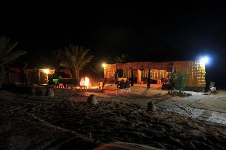 Auberge Sahara Garden Lac Yasmins Exterior foto