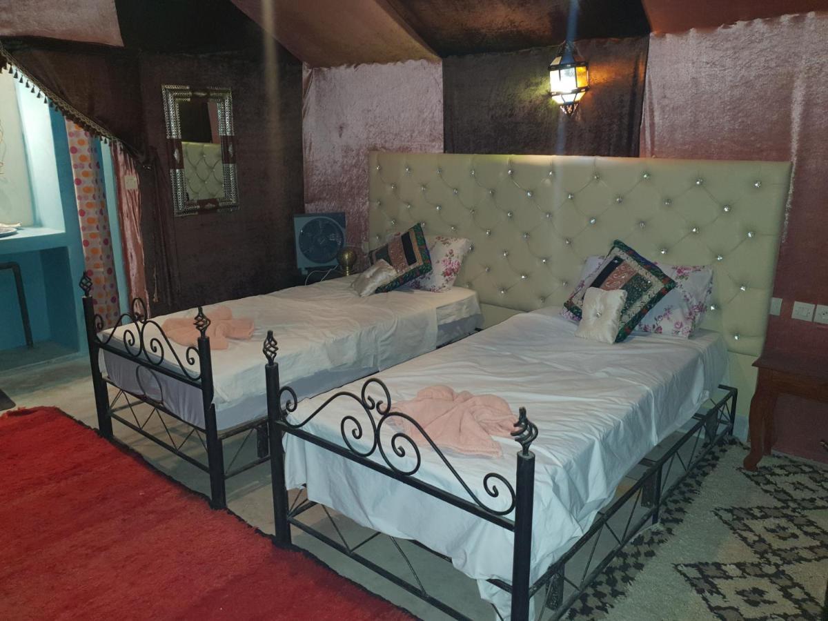 Auberge Sahara Garden Lac Yasmins Exterior foto