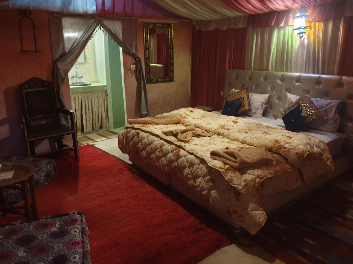 Auberge Sahara Garden Lac Yasmins Exterior foto
