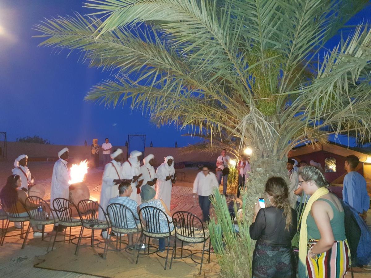 Auberge Sahara Garden Lac Yasmins Exterior foto