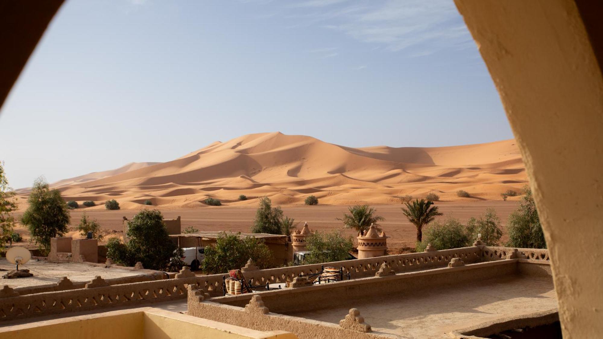 Auberge Sahara Garden Lac Yasmins Exterior foto