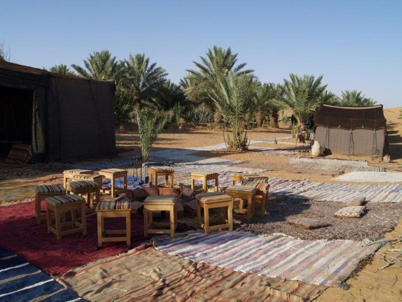 Auberge Sahara Garden Lac Yasmins Exterior foto